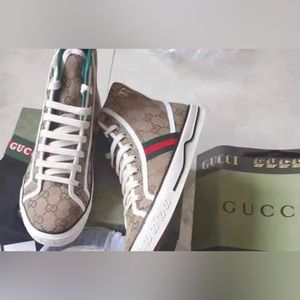 GUCCI Tennis 1977 High Top Sneaker